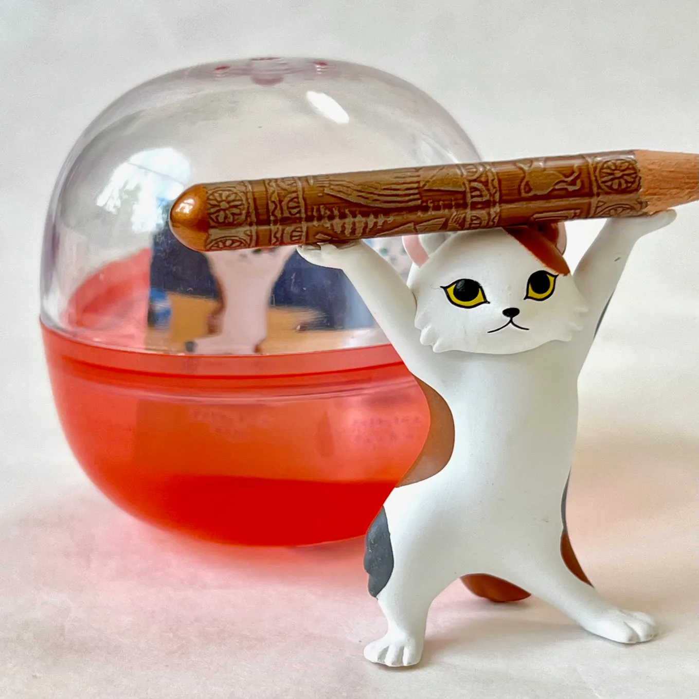 70235 Cat Pen Holder Figurine Capsule-6